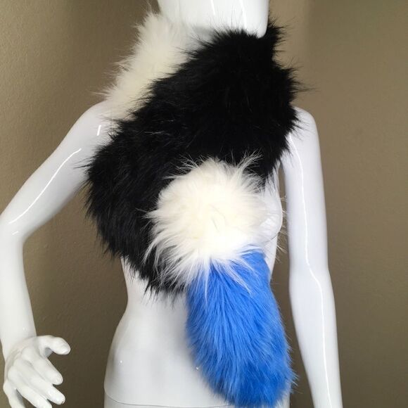 Charlotte Simone Fax Fur Stole Scarf (F2) - Picture 5 of 6